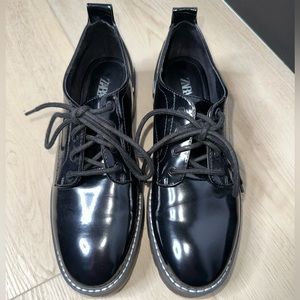 Zara Black Oxford Shoes, Size 8